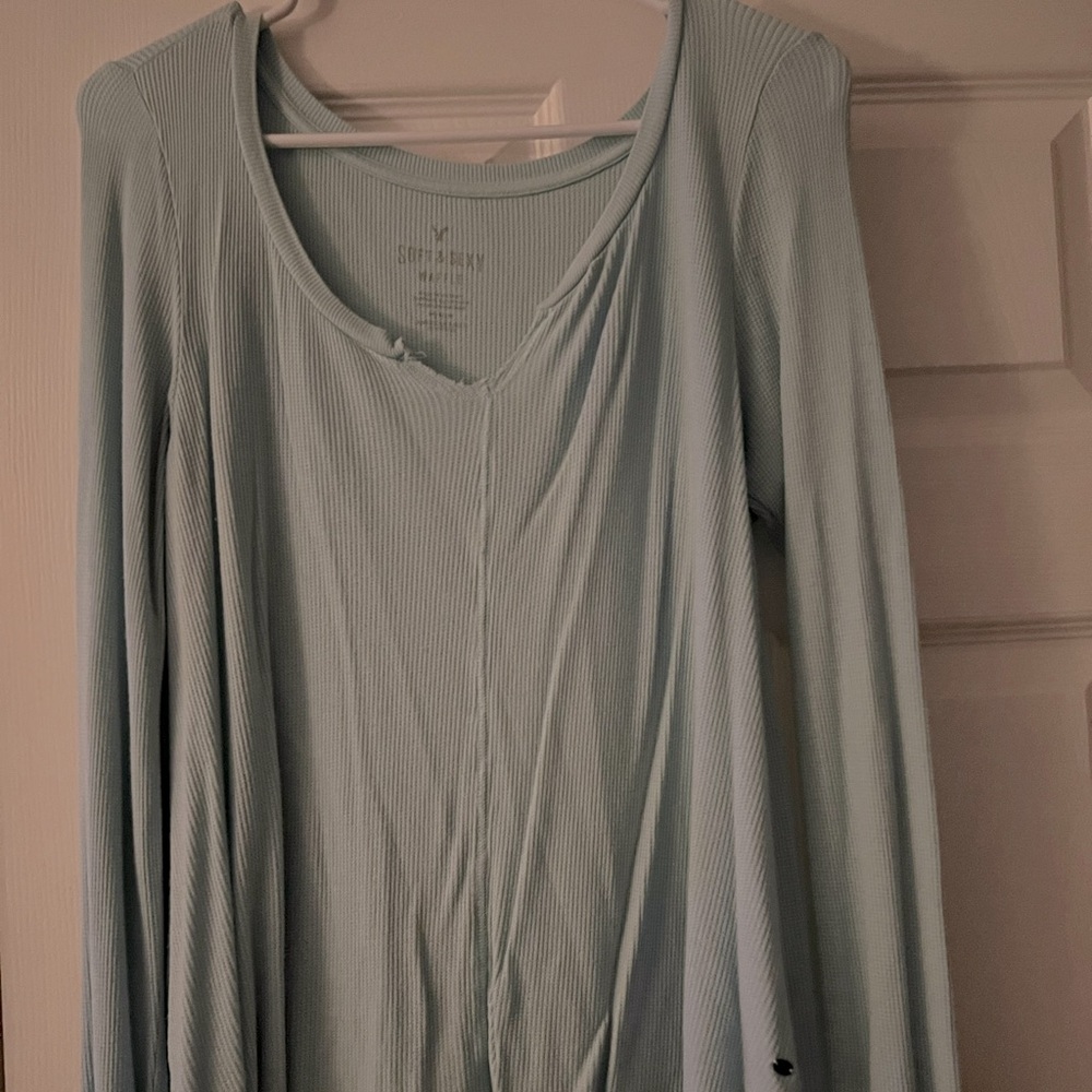 American eagle soft and sexy long sleeve shirt
